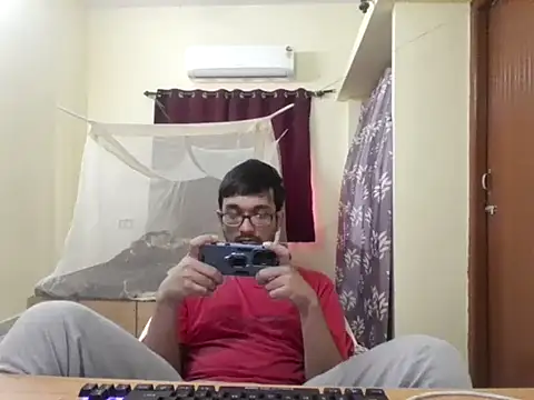 THE NAKED BOY online show from 21, 12, 2025