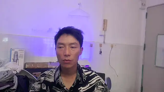 Snapshot of xhqds chatting on 23, 4, 2026 xhqds online show from 23, 4, 2026