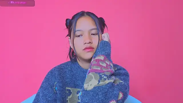 Natsu   online show from 4, 12, 2024