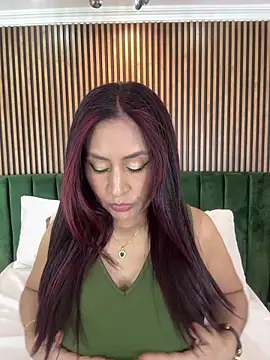 Snapshot of MonicaMoret chatting on 18, 4, 2026 MonicaMoret online show from 18, 4, 2026