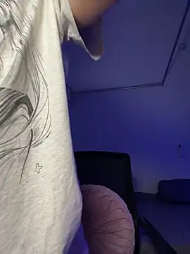 Baby Claraa online show from 12, 3, 2026