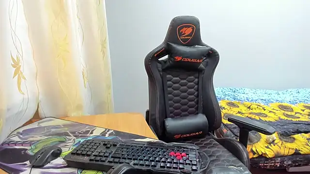 iliaskrislove online show from 28, 10, 2025