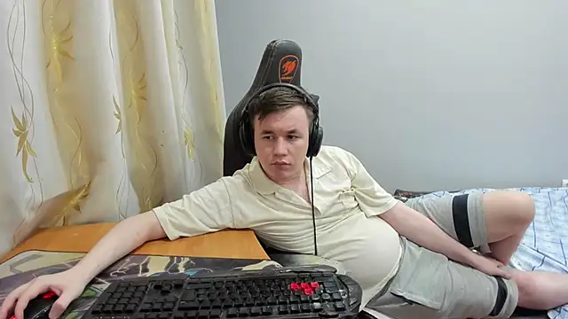 iliaskrislove online show from 8, 5, 2026