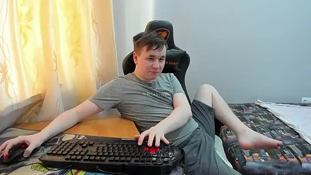 iliaskrislove online show from 15, 5, 2026