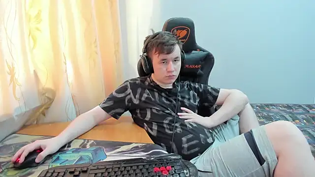 iliaskrislove online show from 18, 5, 2026