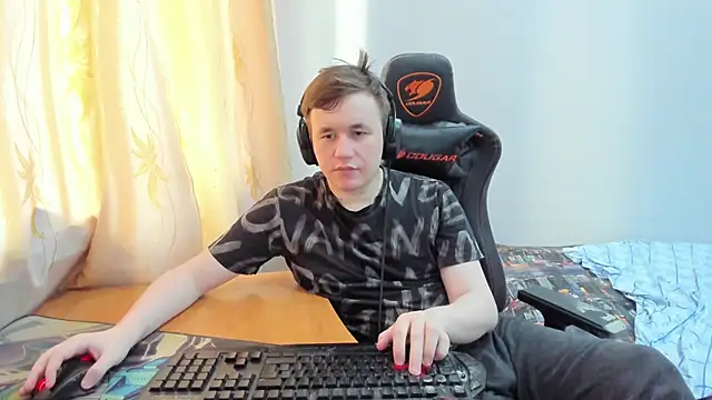 iliaskrislove online show from 25, 5, 2026