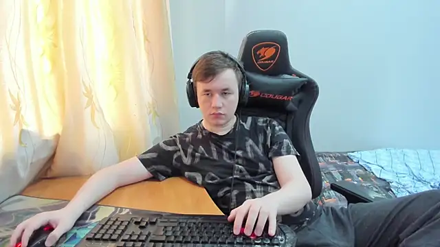 iliaskrislove online show from 25, 5, 2026