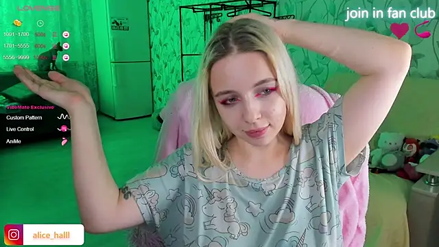 Alice Halle online show from 2, 12, 2024