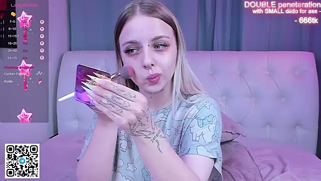 Alice Halle online show from 9, 11, 2025