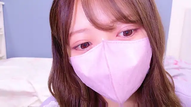 Snapshot of yuki-chi chatting on 9, 12, 2024 yuki-chi online show from 9, 12, 2024