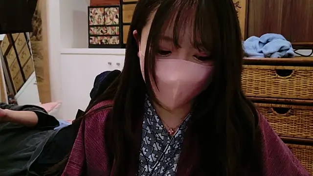 Snapshot of yuki-chi chatting on 24, 12, 2024 yuki-chi online show from 24, 12, 2024