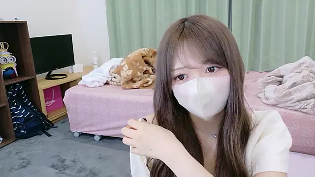 Snapshot of yuki-chi chatting on 5, 10, 2025 yuki-chi online show from 5, 10, 2025