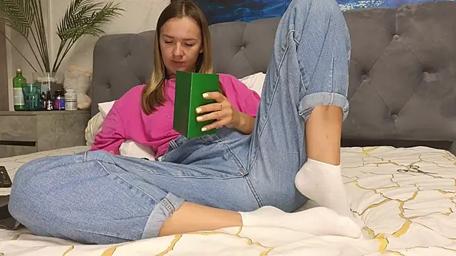 Snapshot of Strip-Lady chatting on 23, 7, 2026 Strip-Lady online show from 23, 7, 2026
