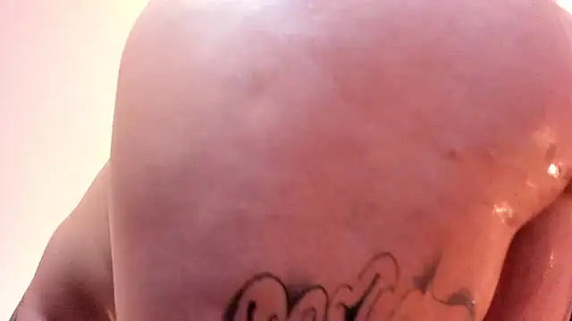 Snapshot of Barbara_honey chatting on 5, 1, 2026 Barbara honey online show from 5, 1, 2026