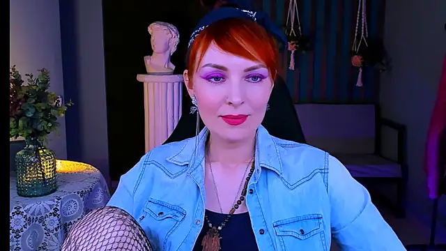 VandaRossi online show from 7, 3, 2025