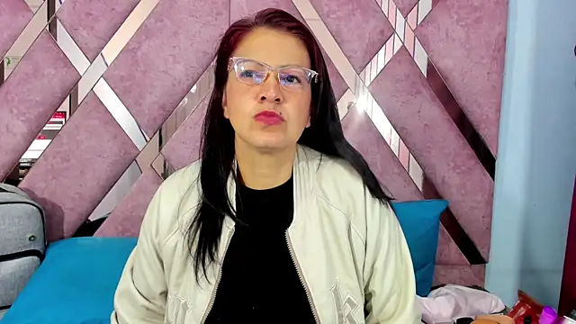 Snapshot of Mulan_sexy01 chatting on 17, 1, 2026 Mulan sexy01 online show from 17, 1, 2026