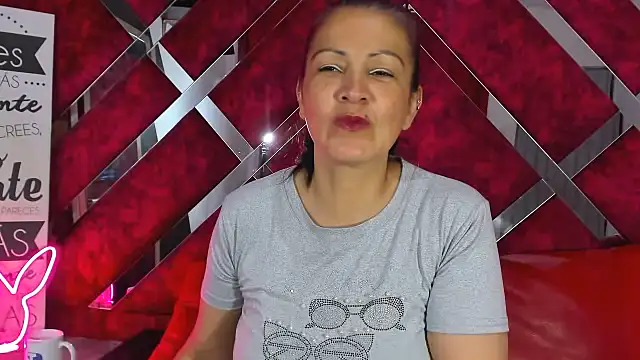 Snapshot of Mulan_sexy01 chatting on 7, 4, 2026 Mulan sexy01 online show from 7, 4, 2026