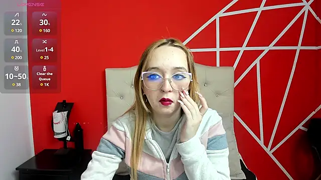 Liaroberts1 online show from 14, 1, 2025