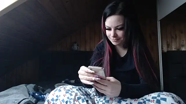 BoeseMoni1998 online show from 9, 11, 2025