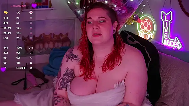 opalreigning online show from 4, 10, 2025