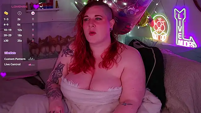 opalreigning online show from 2, 12, 2025