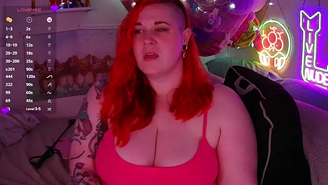 Snapshot of opalreigning chatting on 19, 7, 2026 opalreigning online show from 19, 7, 2026