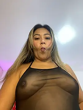 Snapshot of AriannaTorres chatting on 7, 11, 2025 AriannaTorres online show from 7, 11, 2025