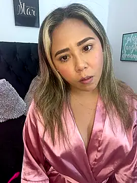 Snapshot of AriannaTorres chatting on 7, 1, 2026 AriannaTorres online show from 7, 1, 2026