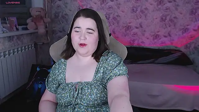 Estelle Hicks online show from 20, 3, 2026