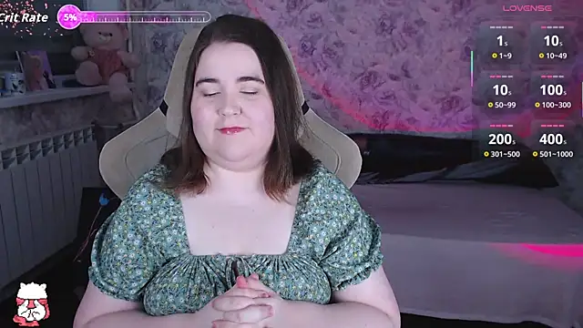 Snapshot of Estelle_Hicks chatting on 22, 4, 2026 Estelle Hicks online show from 22, 4, 2026
