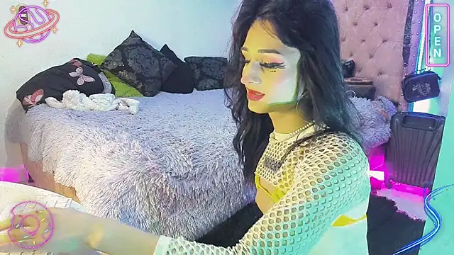 Snapshot of LittleEmmaa chatting on 20, 1, 2025 LittleEmmaa online show from 20, 1, 2025