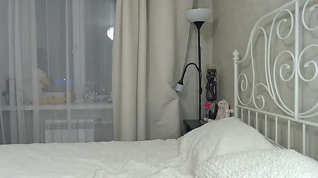 ShyEvaa online show from 19, 1, 2025