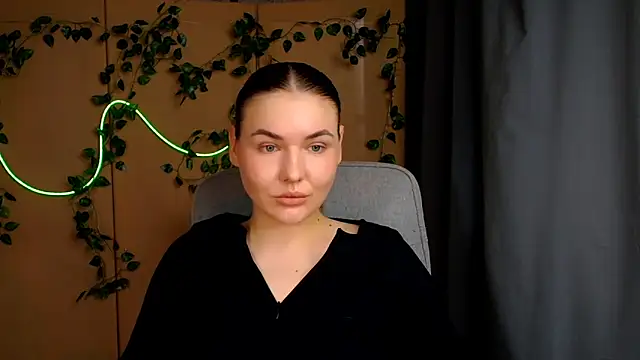 Snapshot of Glory_air chatting on 23, 4, 2026 Glory air online show from 23, 4, 2026