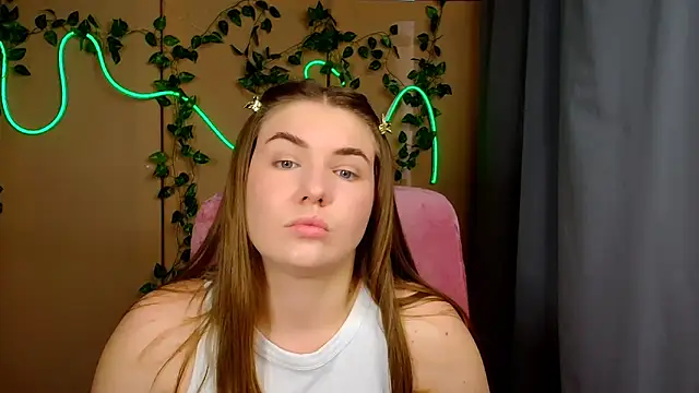 Snapshot of Glory_air chatting on 18, 5, 2026 Glory air online show from 18, 5, 2026