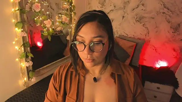 Snapshot of Bella_desi_ chatting on 7, 6, 2026 Bella desi online show from 7, 6, 2026