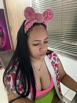 Snapshot of marta201_alfaro chatting on 9, 2, 2025 marta201 alfaro online show from 9, 2, 2025