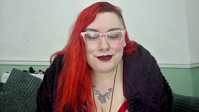 Bustycurves online show from 9, 2, 2025