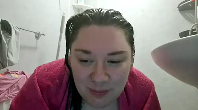 Bustycurves online show from 22, 3, 2025