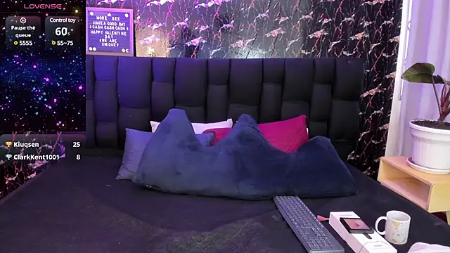 Elecktra sweet online show from 4, 3, 2025