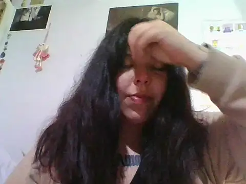 Snapshot of scarletttlove chatting on 9, 8, 2026 scarletttlove online show from 9, 8, 2026
