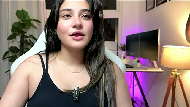 Snapshot of demieliss chatting on 26, 4, 2026 demieliss online show from 26, 4, 2026