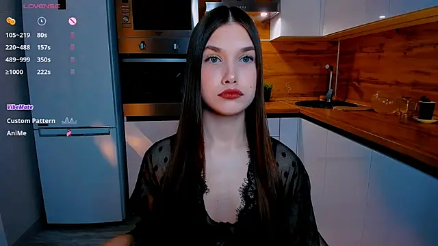  Eva Lee online show from 4, 12, 2024