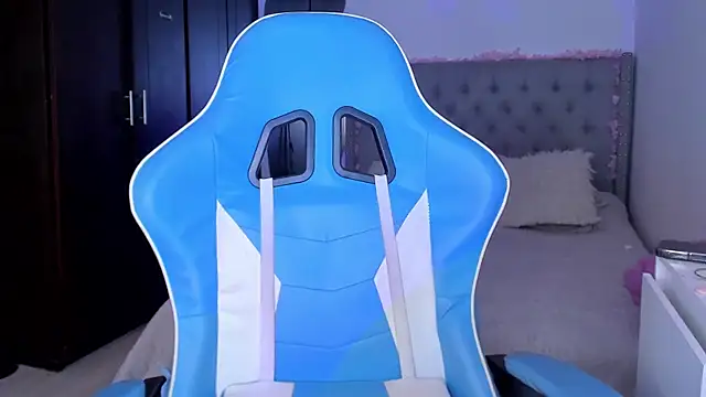 Snapshot of Violet_Rost chatting on 5, 12, 2025 Violet Rost online show from 5, 12, 2025