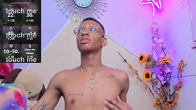 Tiffany Valentine15 online show from 20, 9, 2025