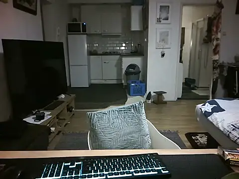 Snapshot of mihaimichael chatting on 26, 3, 2026 mihaimichael online show from 26, 3, 2026