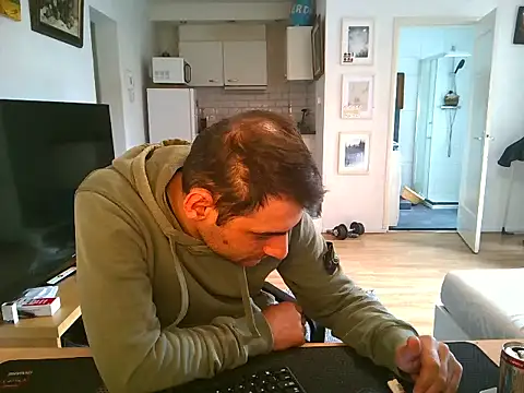 Snapshot of mihaimichael chatting on 11, 6, 2026 mihaimichael online show from 11, 6, 2026