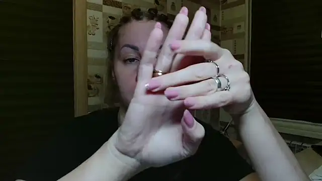 TherestlessKitty online show from 21, 7, 2026