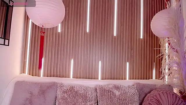 Snapshot of Tayzon_Foxxx chatting on 23, 4, 2026 Tayzon Foxxx online show from 23, 4, 2026