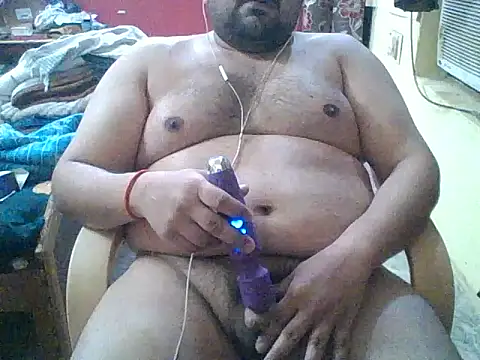 Snapshot of ARYANAVAILABLE chatting on 18, 5, 2026 ARYANAVAILABLE online show from 18, 5, 2026