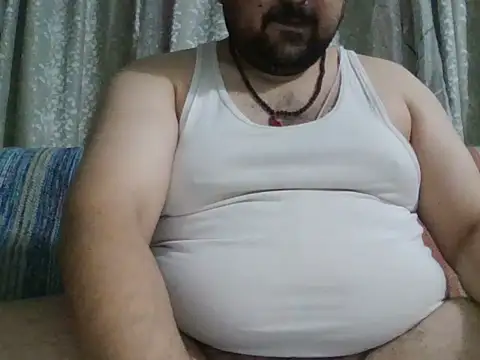 Snapshot of ARYANAVAILABLE chatting on 26, 5, 2026 ARYANAVAILABLE online show from 26, 5, 2026